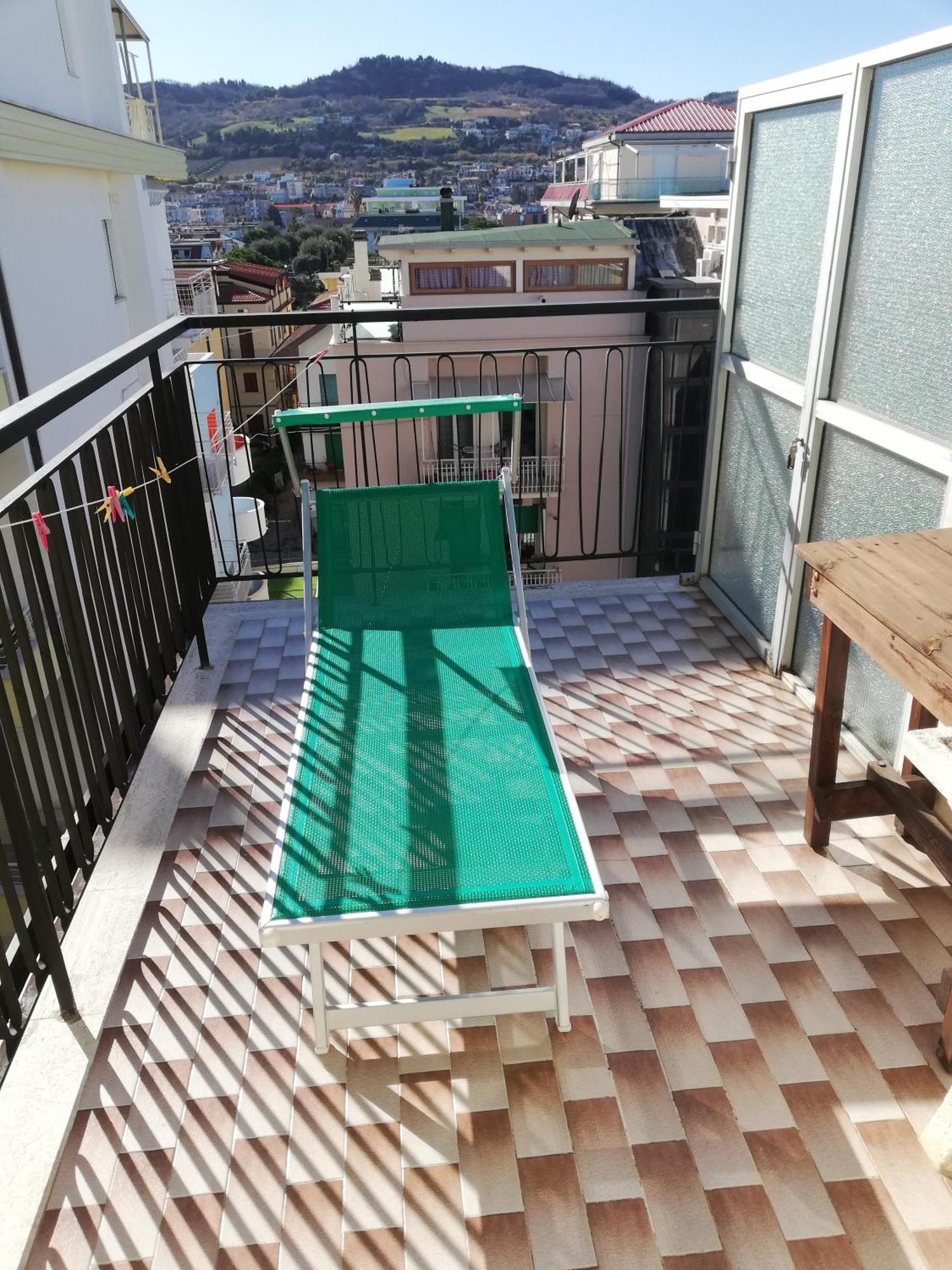 B&B Attico Mare Сан-Бенедетто-дель-Тронто Номер фото